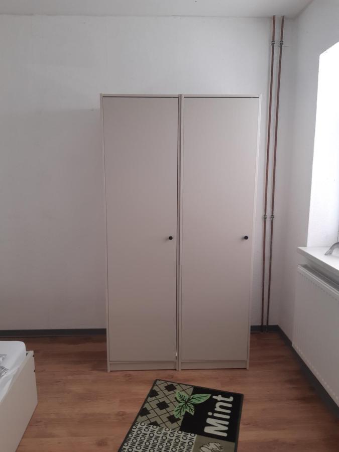 Tanja Treia Kültér fotó